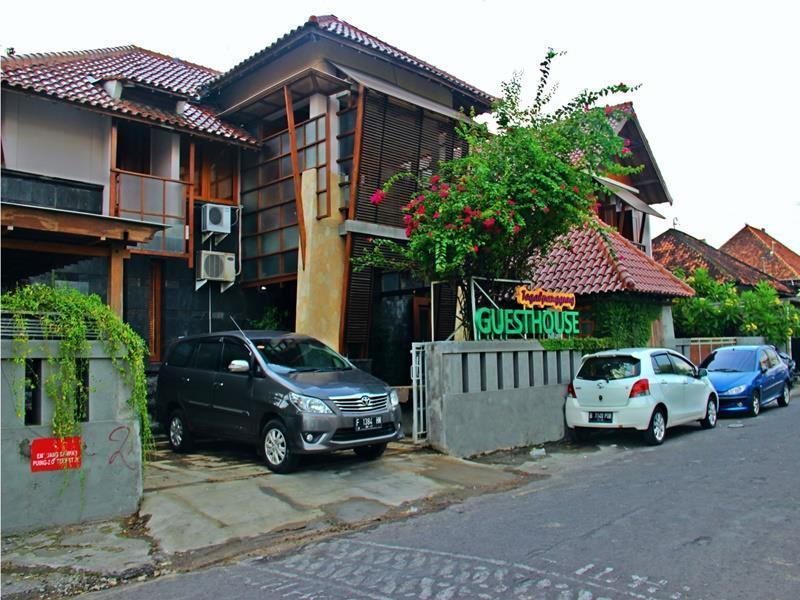 Tegal Panggung Guest House Yogyakarta Exterior photo